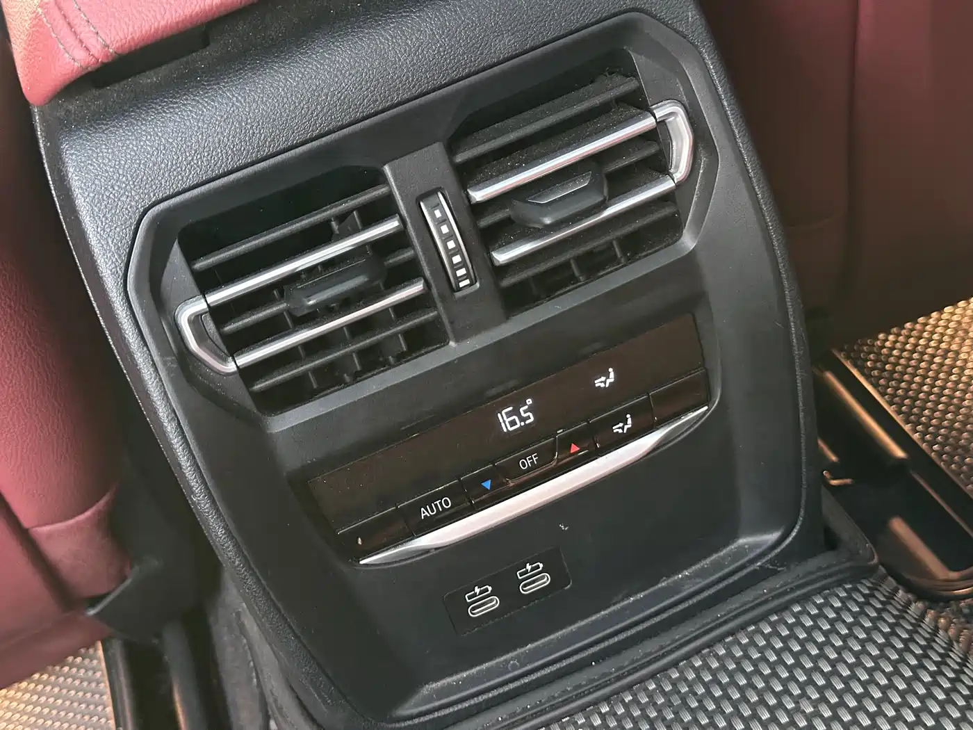 BMW i3 2024 eDrive 35 L фото 11