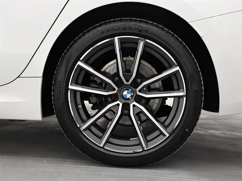 BMW 3-SERIES