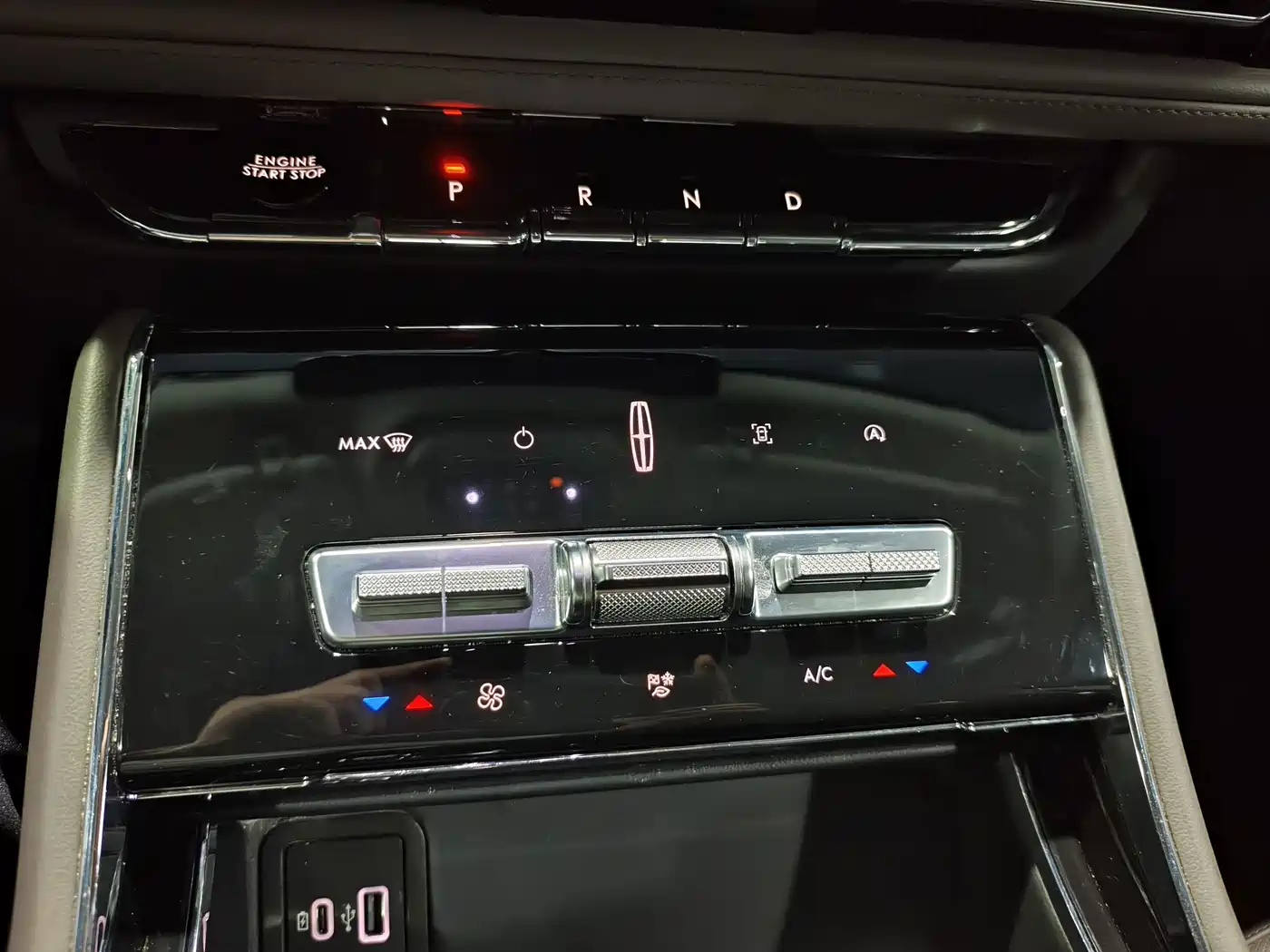 Lincoln Aviator 2024 2024 3.0T V6 AWD Elegance Edition 7-Seater
