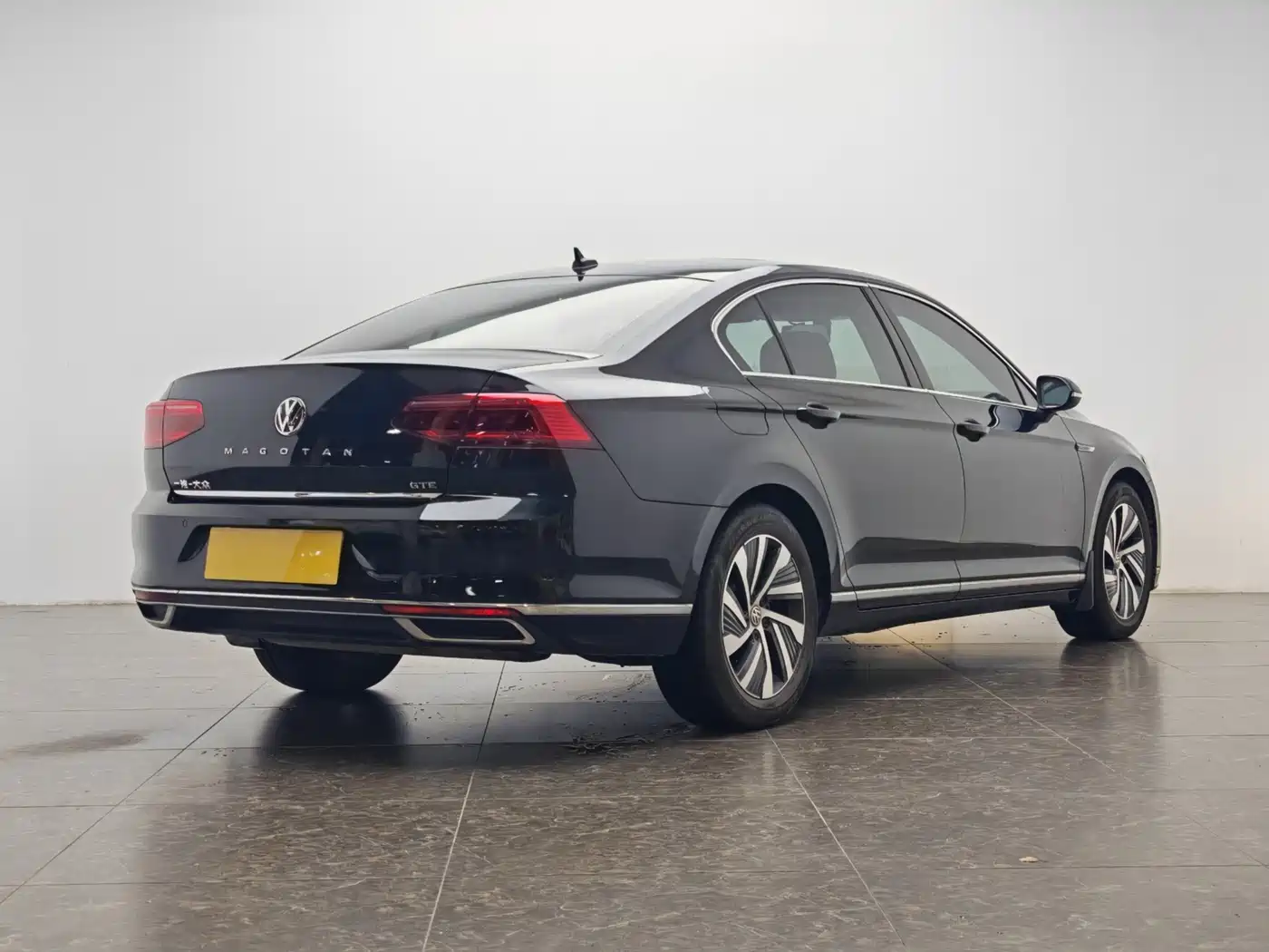 Volkswagen Magotan GTE Plug-in Hybrid 2020 GTE Luxury фото 3