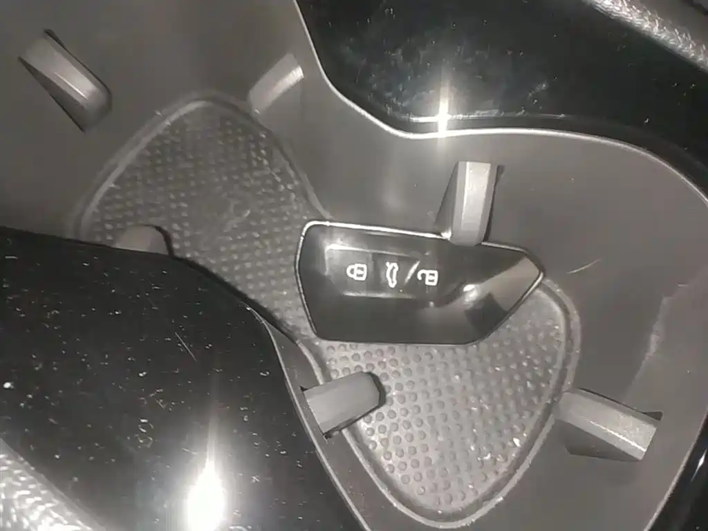 Volkswagen ID.3 2023 Pure Smart Edition фото 9