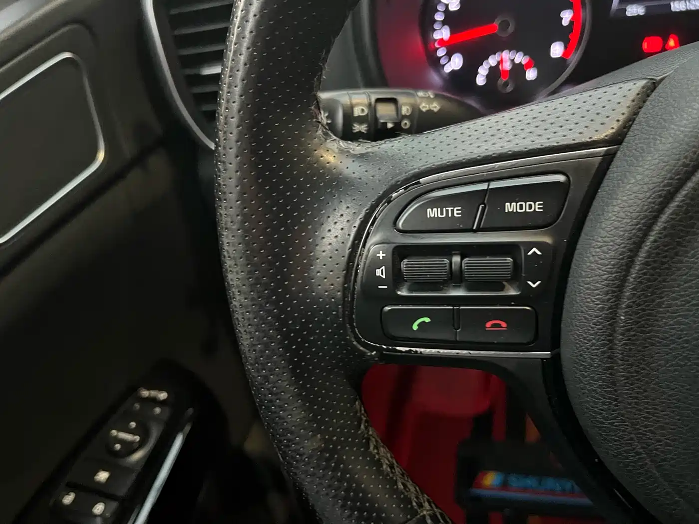 Kia KX5 2016 Model 1.6T Automatic 2WD Premium фото 31