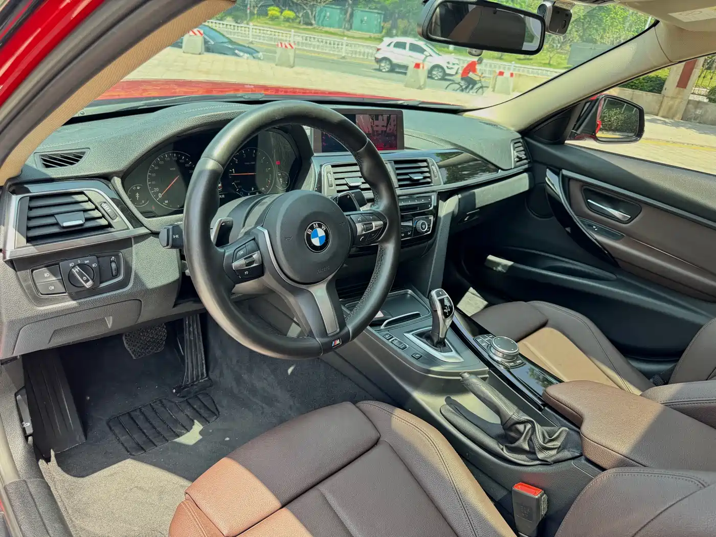 BMW 3 Series 2018 320Li Leading M Sport Package фото 9