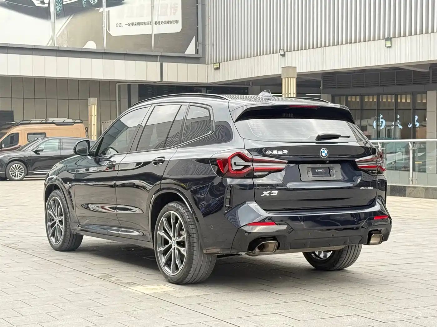 BMW X3 2023 xDrive30i Leading M Night Package фото 7