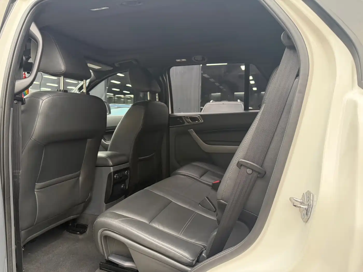Ford Everest 2017 2017 2.0T Gasoline Automatic 4WD Luxury Edition 7-Seater