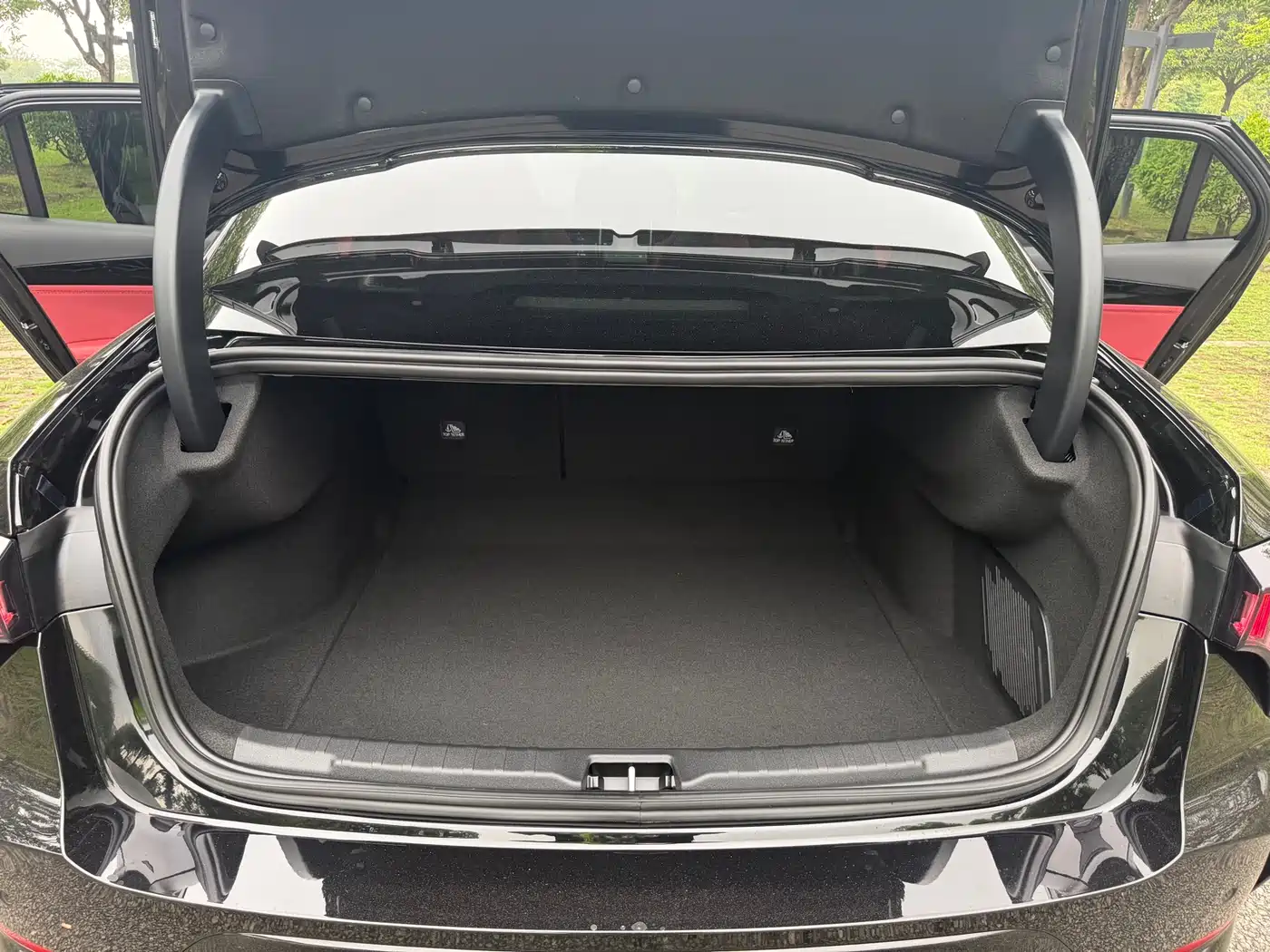 Lynk & Co 03 2026 2026 Model Big Rear Wing Edition