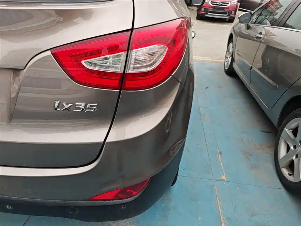 Hyundai Beijing Hyundai ix35 2015 2.0L Automatic 2WD Smart Type China IV фото 8