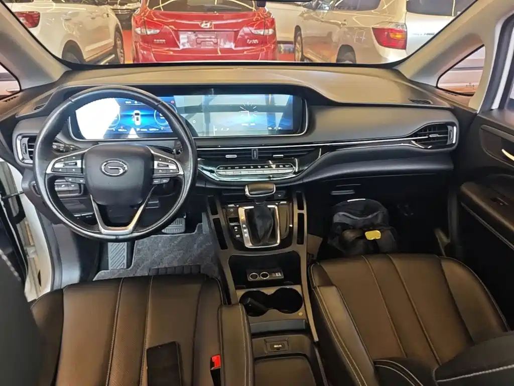Фото 6 - GAC Trumpchi Trumpchi M6
