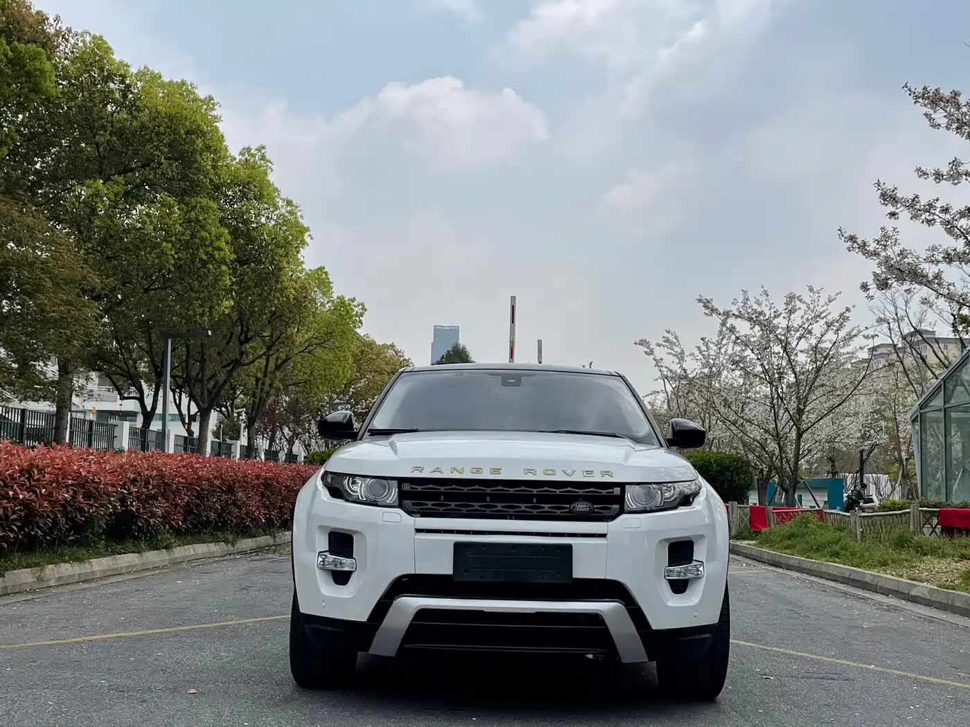 Land Rover Range Rover Evoque (Import) 2015 2.0T 5-door Dynamic Edition фото 2