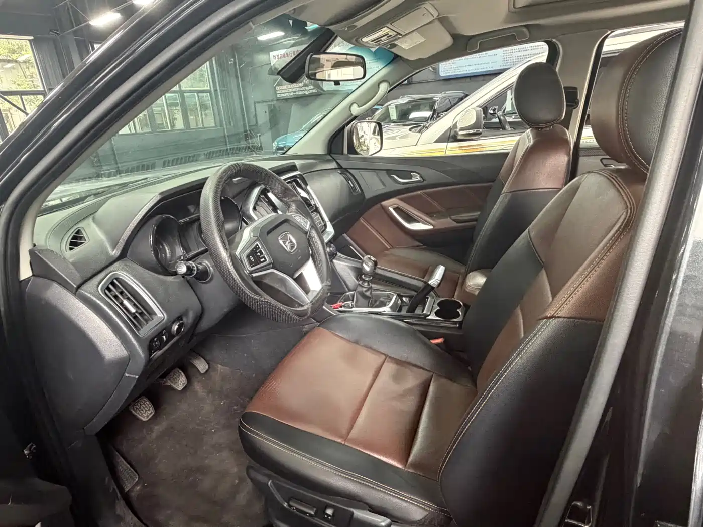 Jiangling Yusheng S350 2018 2016 2.0T Manual 4WD Gasoline Luxury Sunroof 7-seater