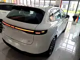 صورة 7 - Leapmotor B10