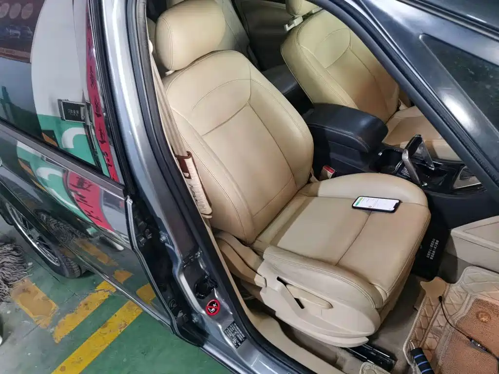 Ford S-MAX 2014 2008 2.3L 7-seater Luxury