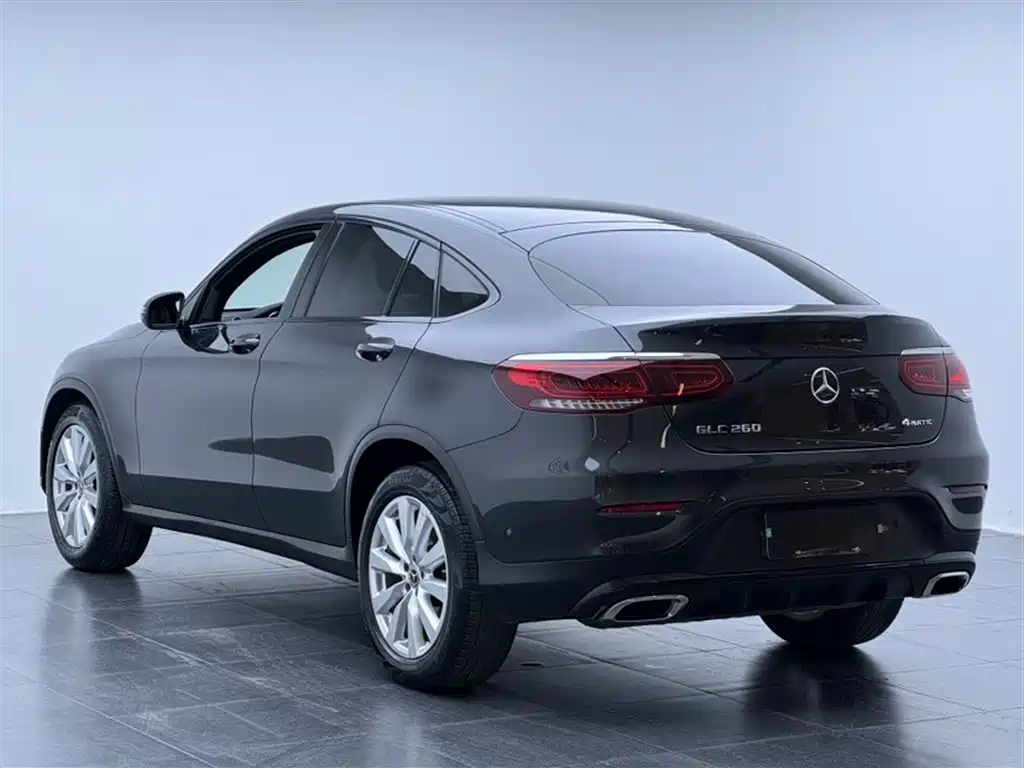 Mercedes-Benz GLC Coupe 2020 GLC 260 4MATIC Coupe SUV фото 28