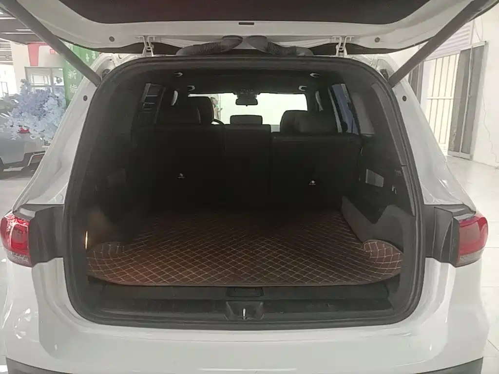 Mercedes-Benz EQB 2024 2023 Facelift EQB 260