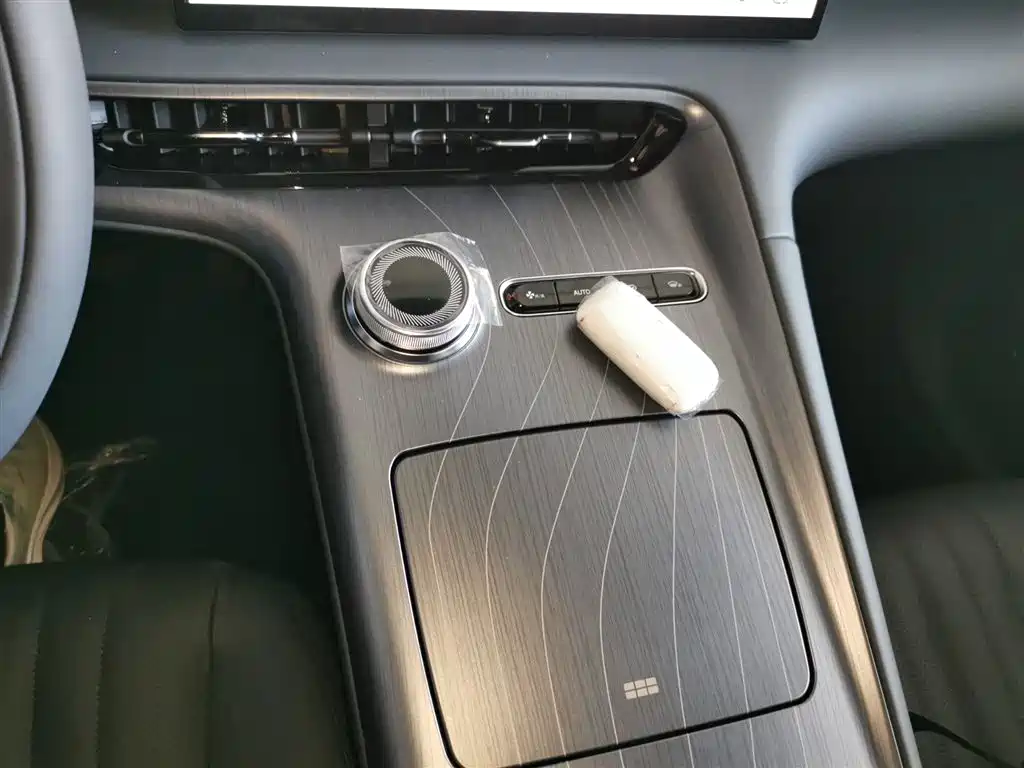 Geely Galaxy Galaxy E5 2026 530km Voyager Edition фото 14