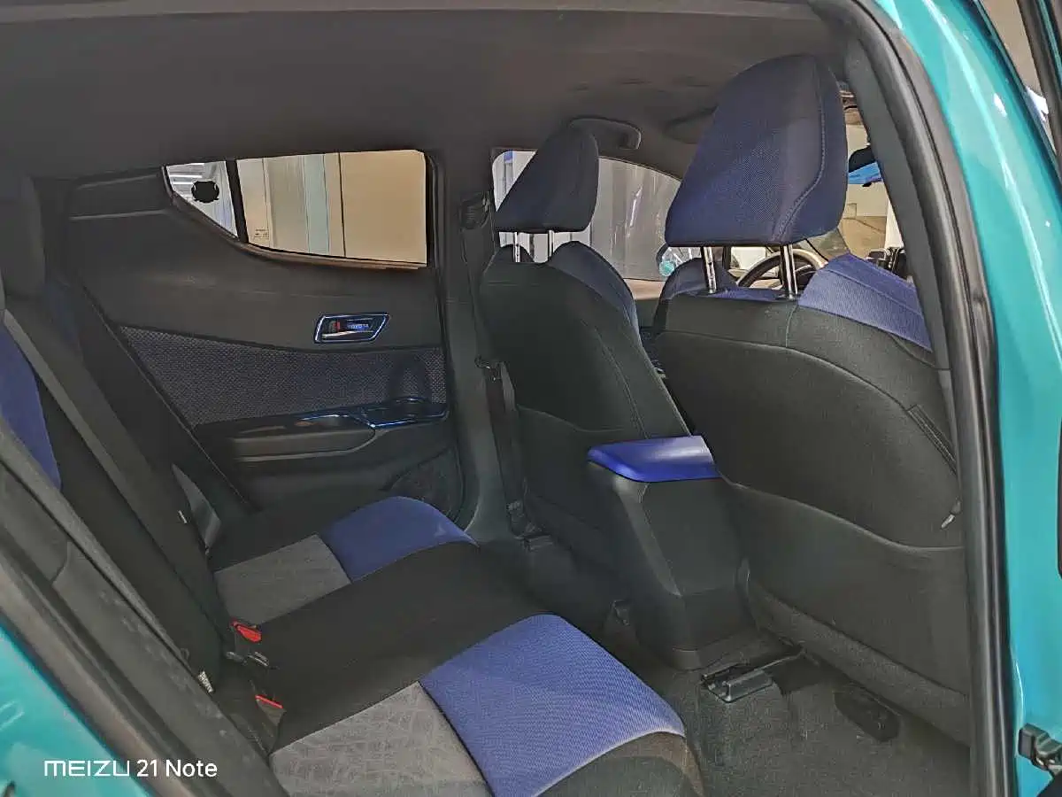 Toyota C-HR 2018 2.0L Leading Edition China VI фото 12