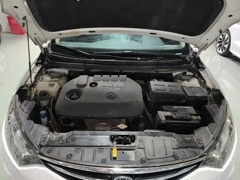 Changan Eado XT 2017 2016 1.6L Manual Stylish Cool Edition