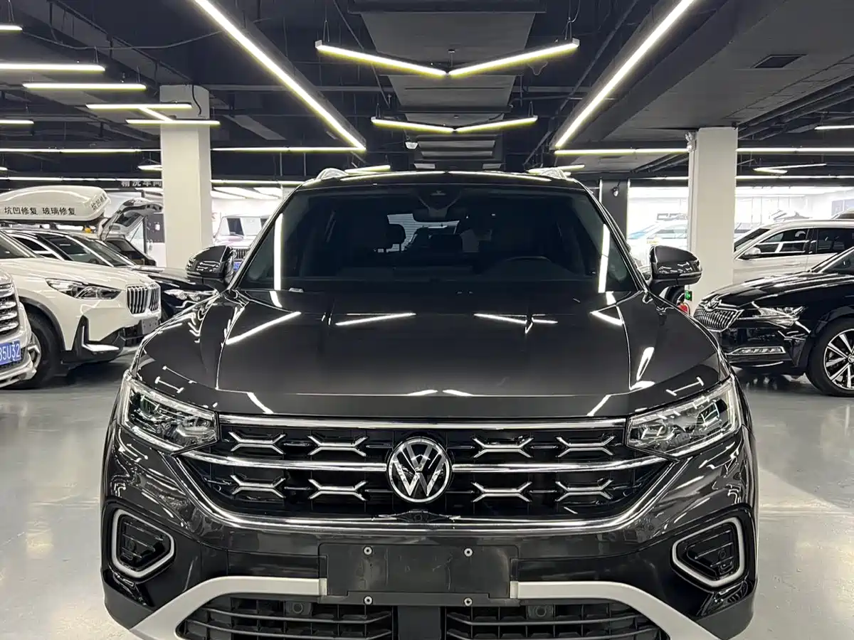 Volkswagen Tayron 2023 280TSI 2WD Luxury Plus Advanced Edition фото 2