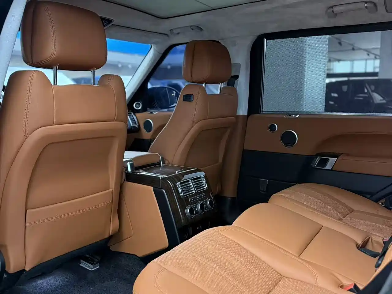 Land Rover Range Rover 2016 3.0 SC V6 Vogue LWB фото 5