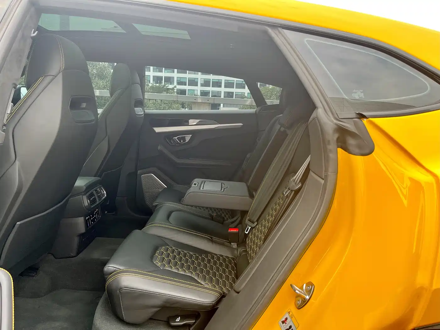 Lamborghini Urus 2021 4.0T V8 фото 8