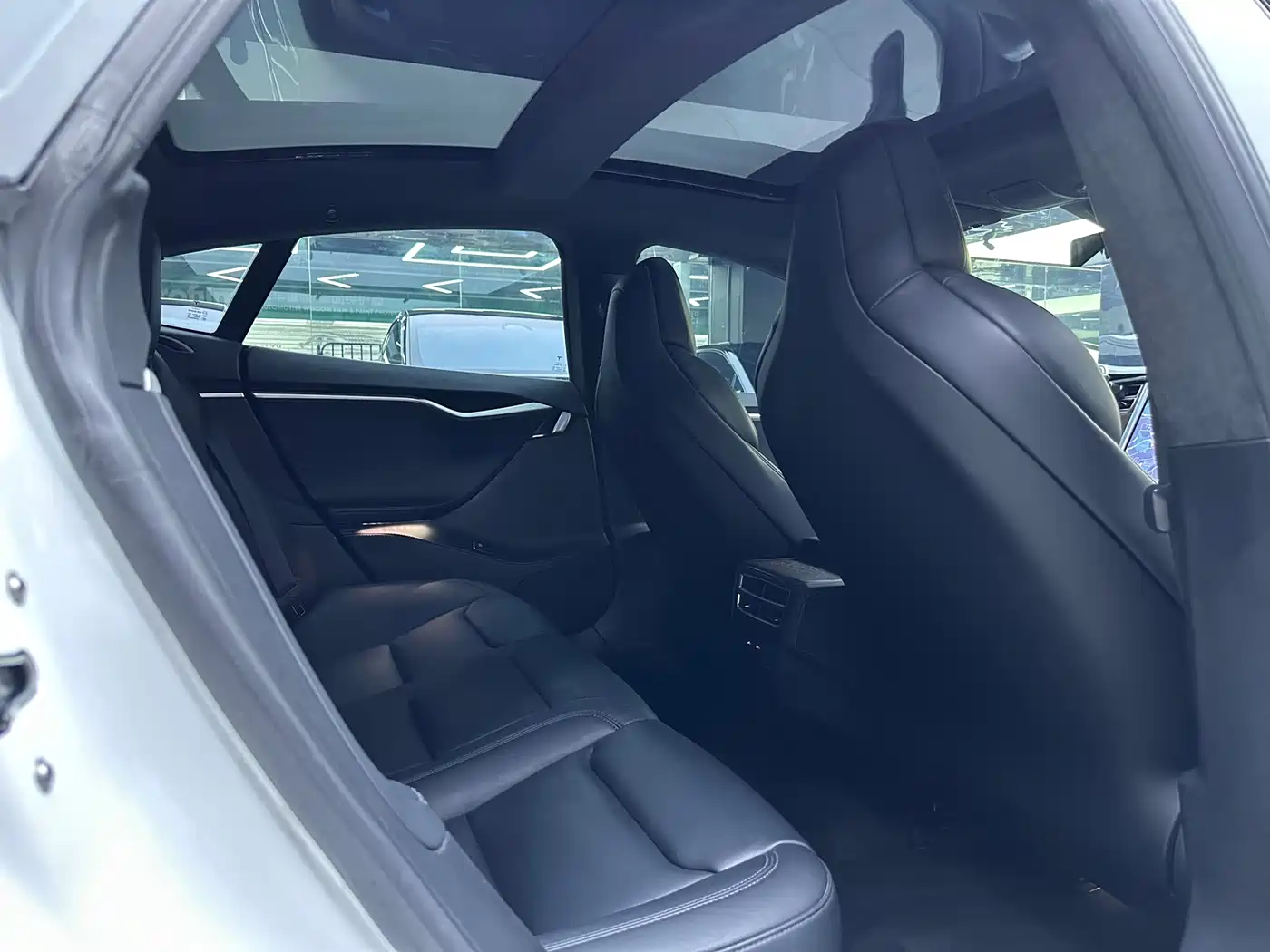 Tesla Model S 2018 2017 Model S 75D Standard Range