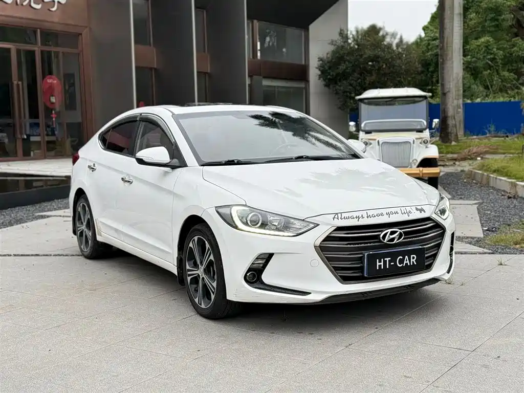 Hyundai Elantra 2019 1.4T Dual-clutch XuanDong·Vitality Type фото 3
