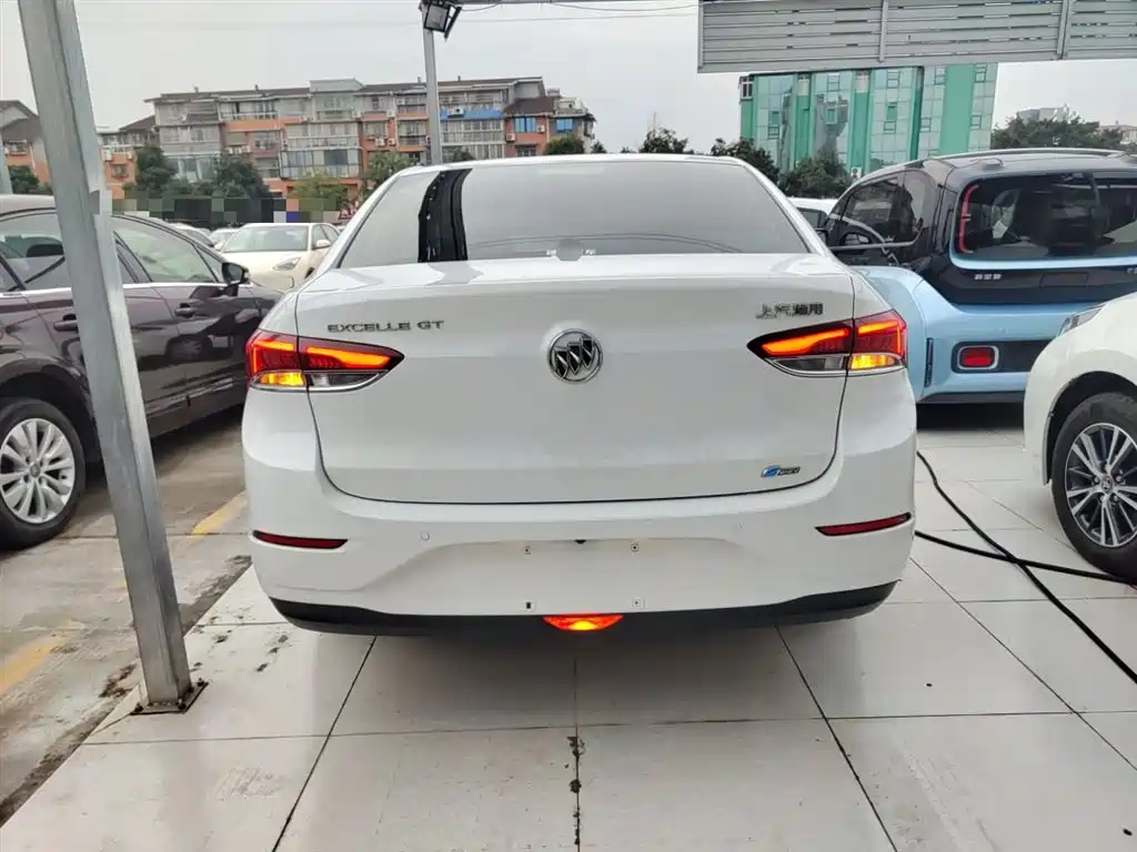 Buick Excelle 2021 Facelift 1.3T Auto Mild Hybrid Elite фото 22