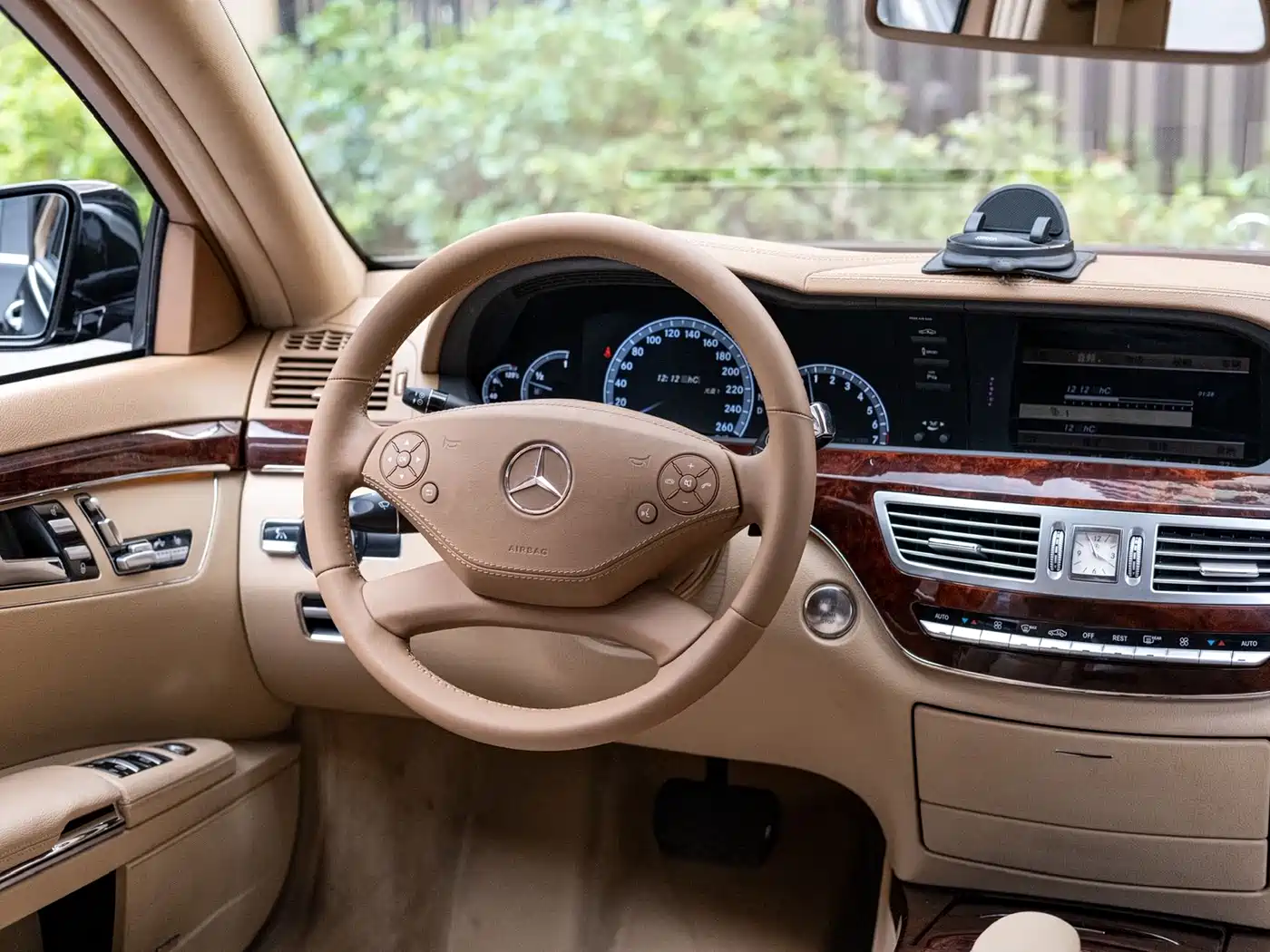Mercedes-Benz S-Class 2011 S 350 L CGI фото 12