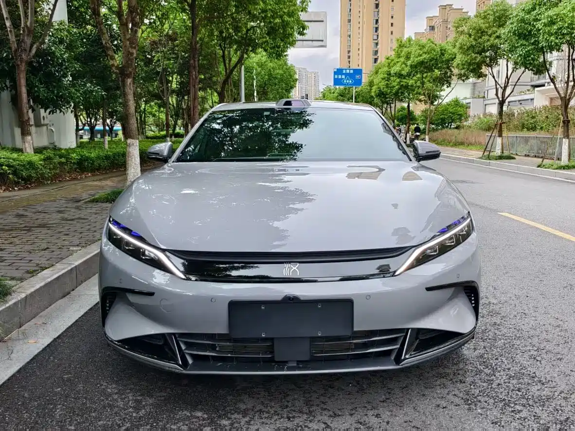 BYD Han 2025 DM-i 125KM LiDAR Smart Driving фото 2