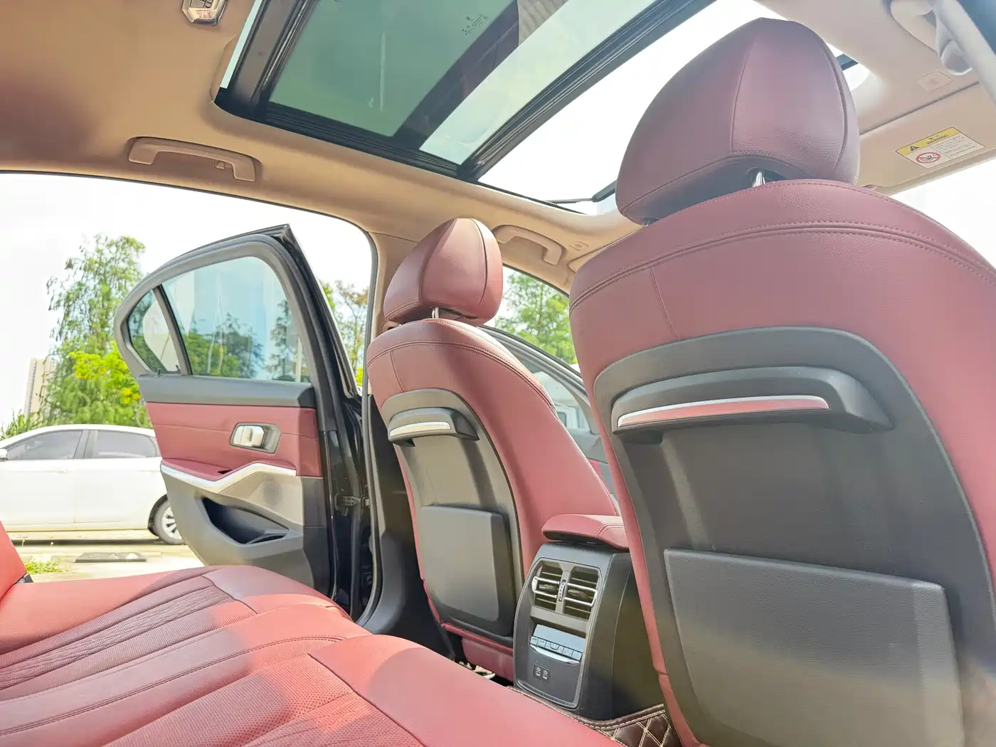 BMW 3 Series 2022 Facelift 320Li M Sport Package фото 11