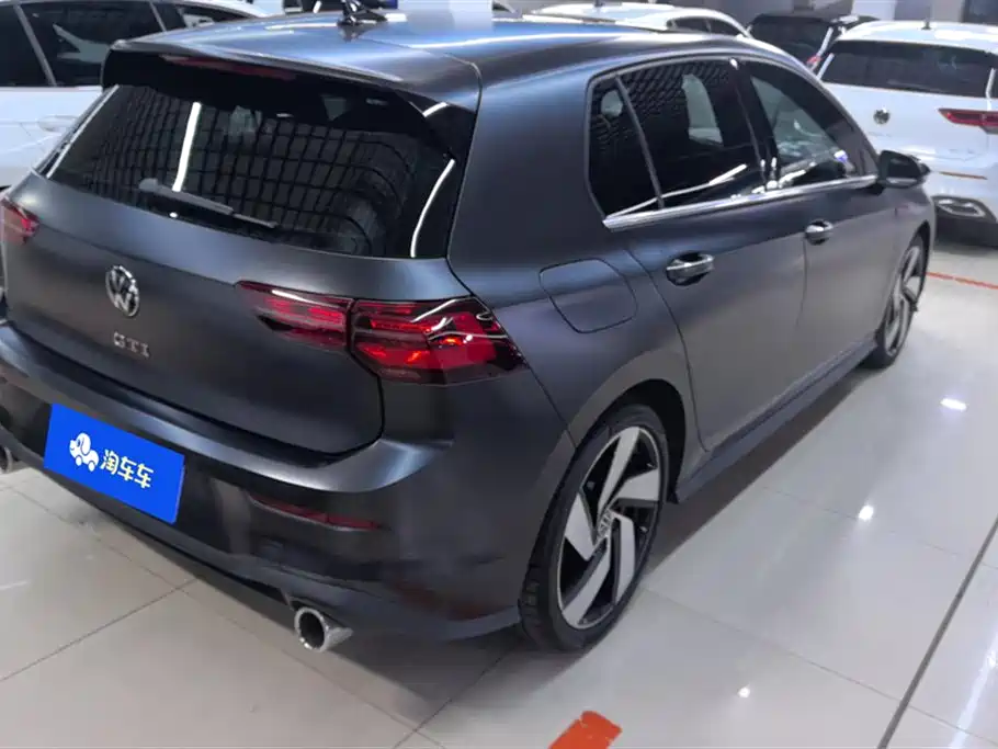 Volkswagen Golf GTI 2023 380TSI DSG GTI фото 3