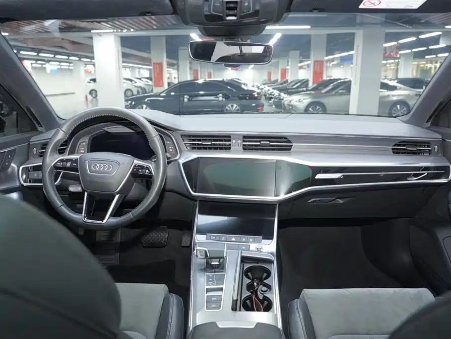 Audi A6L New Energy 2020 55 TFSI e quattro фото 17