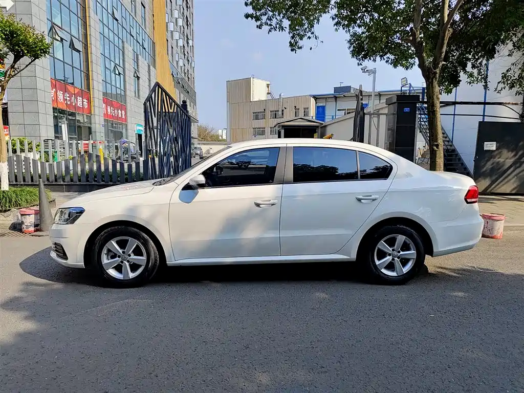 Volkswagen Lavida 2019 Lavida Start 1.5L Auto Trend (China VI) фото 3