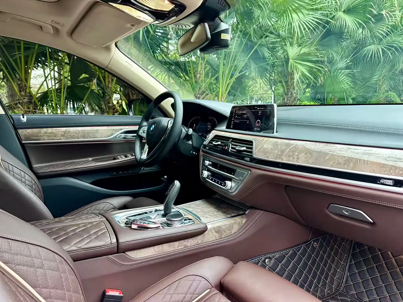 BMW 7 Series 2019 740Li Leading Luxury Package фото 9