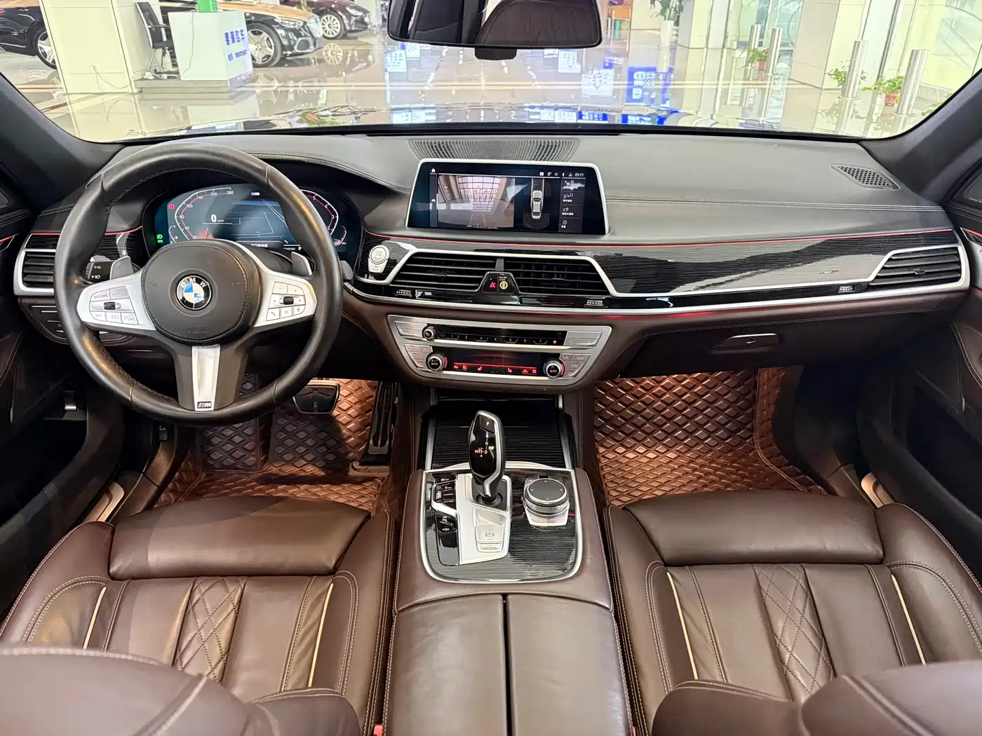 BMW 7 Series 2021 Model 730Li M Sport Package фото 12