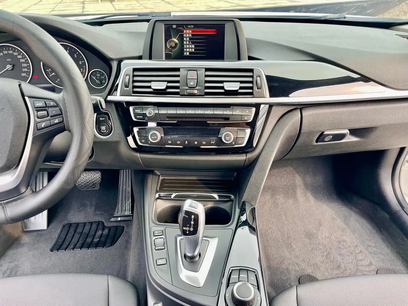 BMW 3 Series 2017 320Li Fashion фото 12