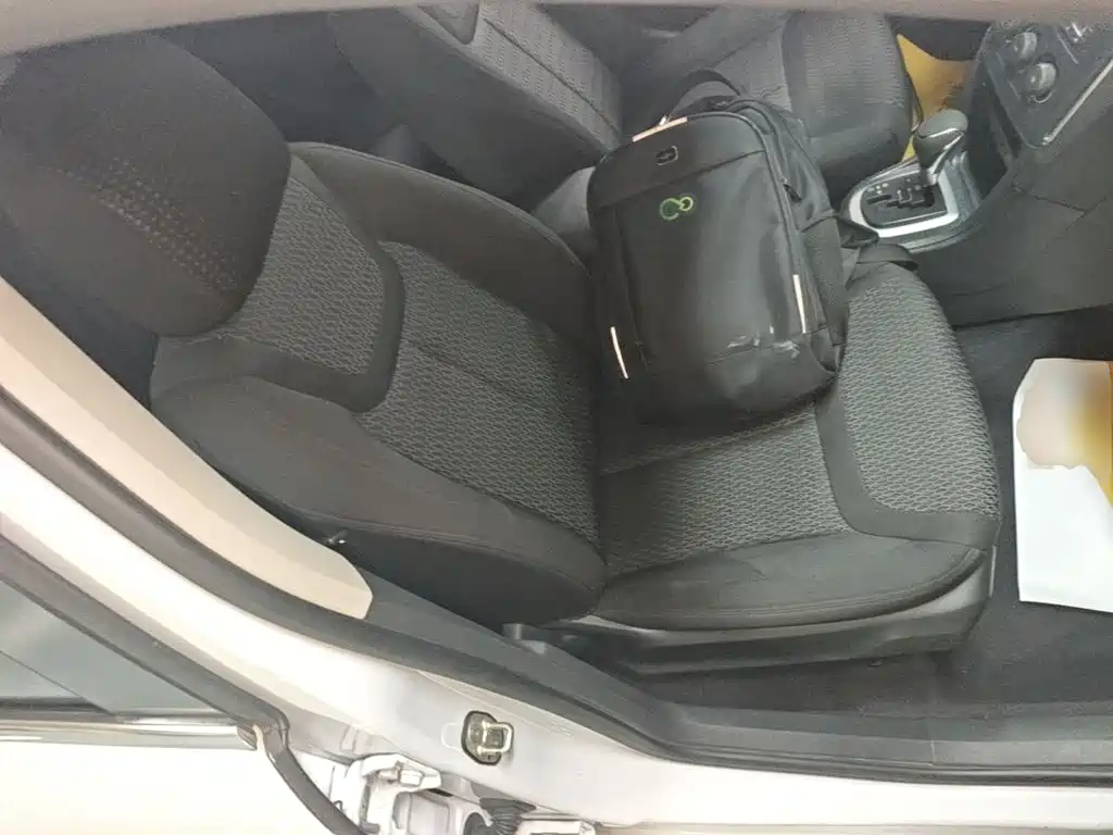 Фото 25 - Peugeot 308