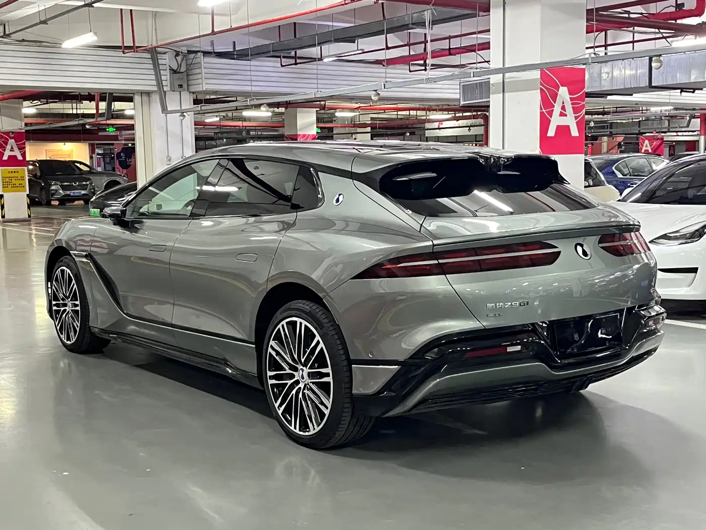 Denza Z9GT 2026 2026 Model Yi San Fang Flash Charge Performance Edition