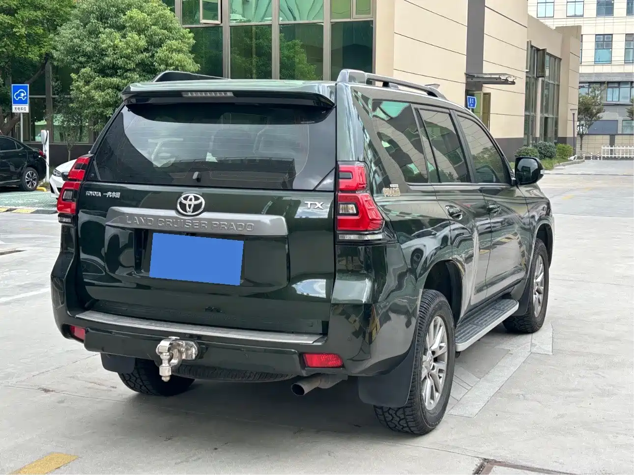 Toyota Prado 2018 3.5L Auto TX-L фото 4