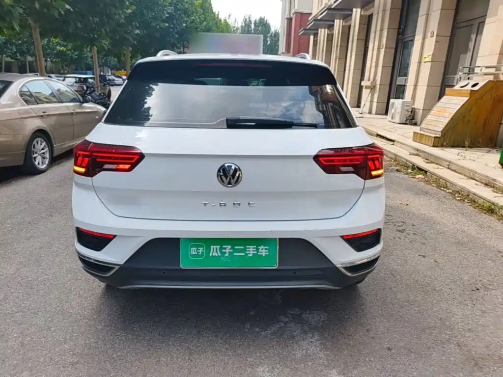 Photo 6 - Volkswagen T-ROC