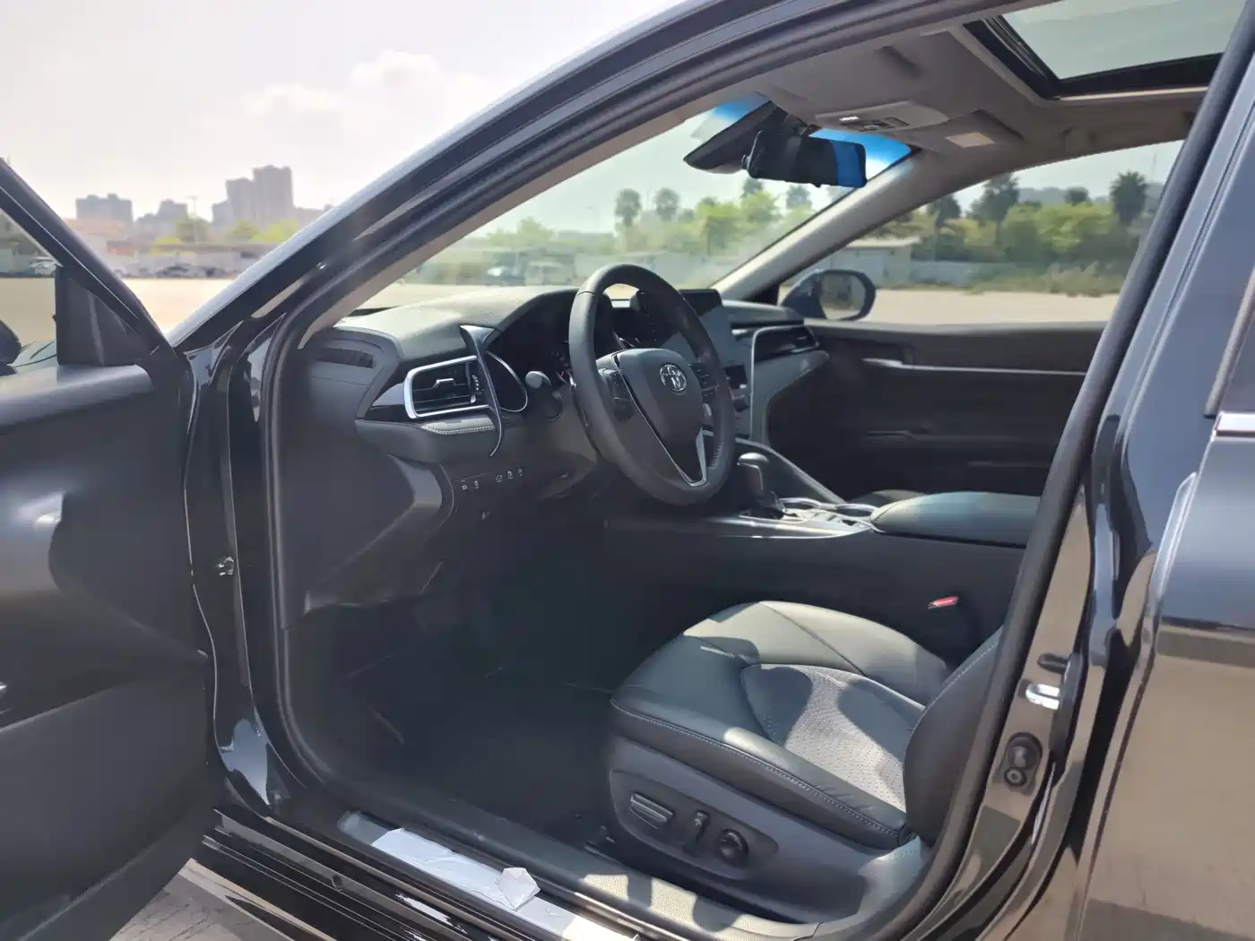 Toyota Camry 2021 2.0S Sporty Edition фото 12