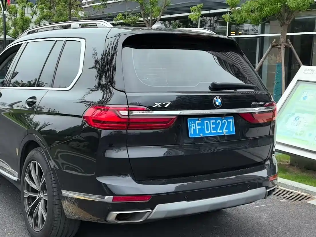 Photo 4 - BMW X7