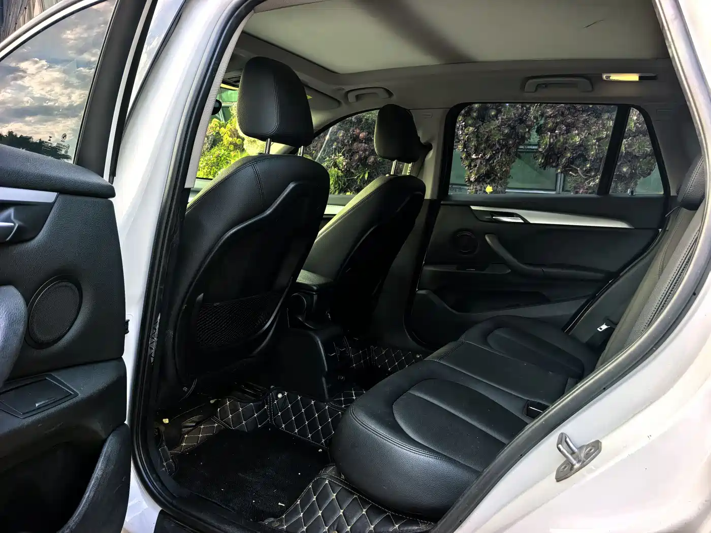 BMW X1 2018 sDrive20Li Leading Model фото 7