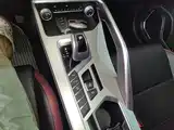 Фото 14 - Geely Coolray