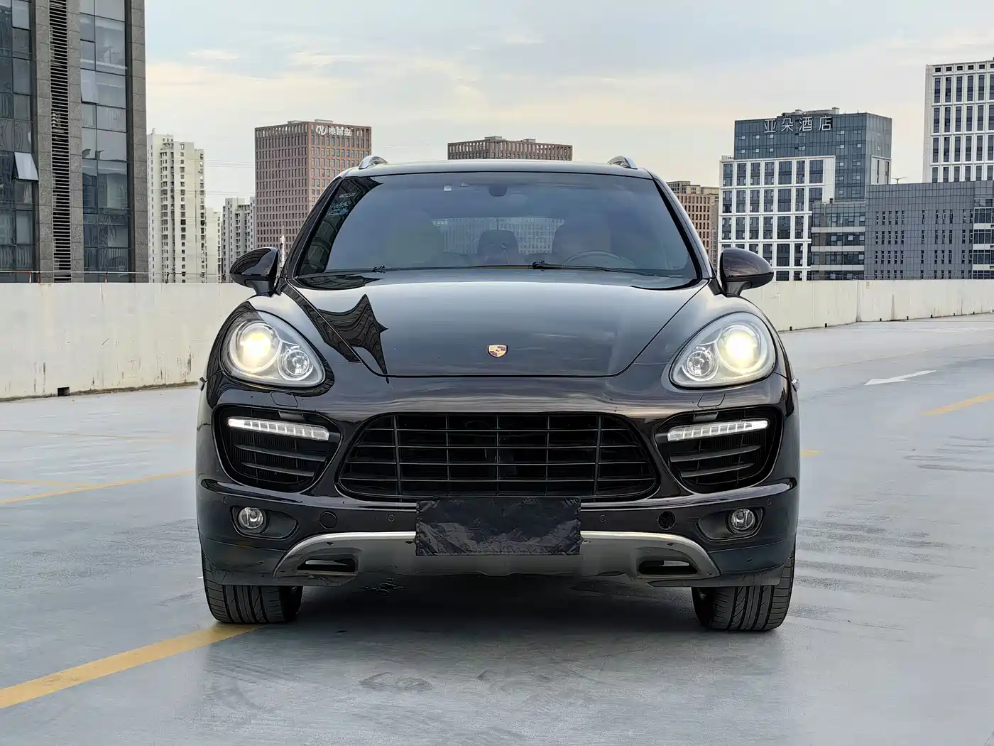 Porsche Cayenne 2014 Cayenne Platinum Edition 3.0T фото 2