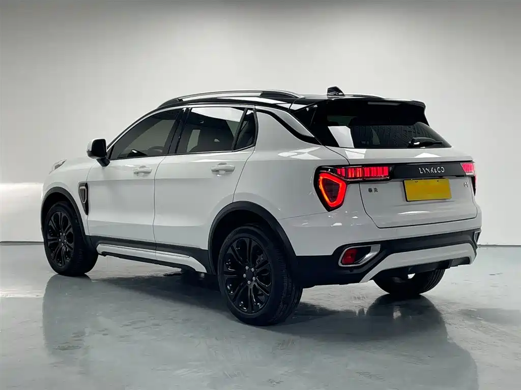 Lynk & Co 01 2019 2.0T 2WD Type Pro Version China V фото 7