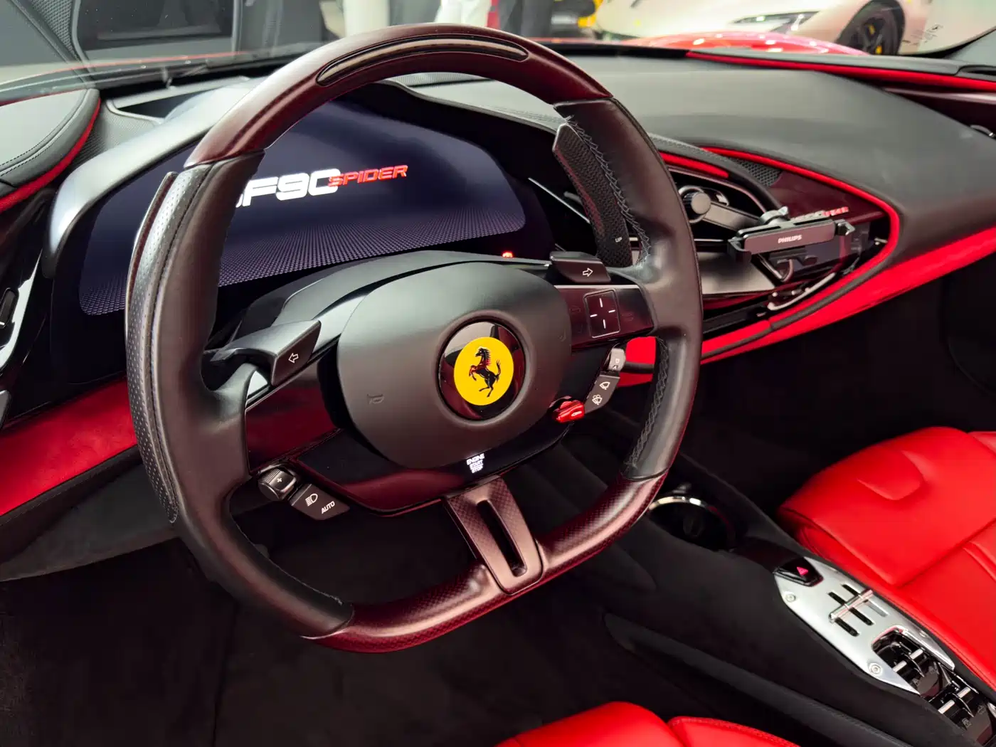 FERRARI SF90