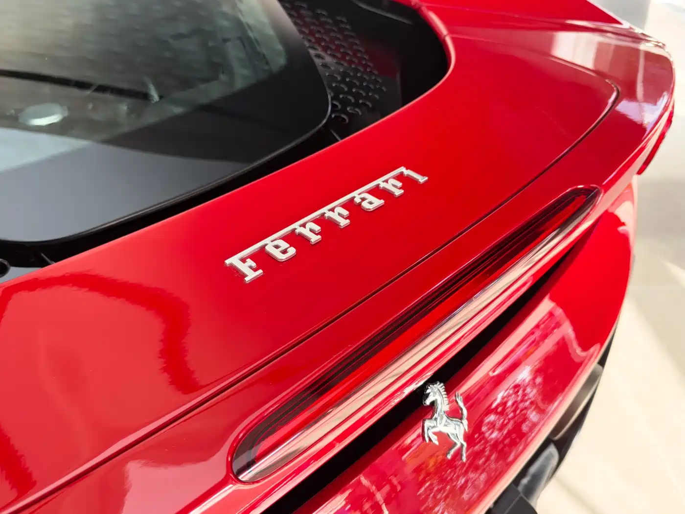 FERRARI SF90