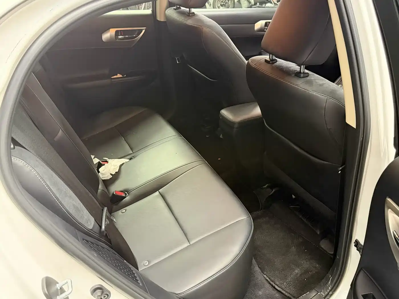 Lexus CT 2019 2017 CT200h Comfort Two-Tone China V