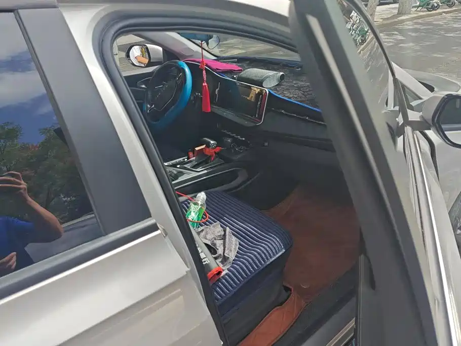 Baojun RM-5 2020 2019 1.5T CVT 24-hour Online Elite 7-seater